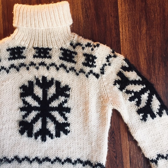 Moncler Sweaters - Moncler Snowflake Ski Sweater ❄️ Rare Pattern